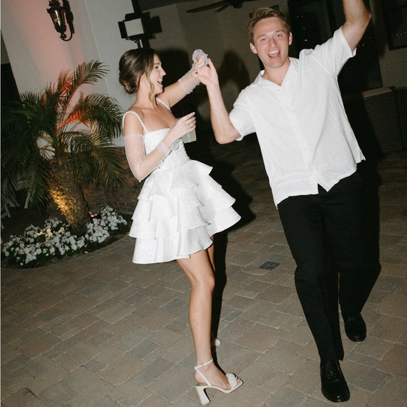 V. Chapman The Luciana Dress in White Baroque Floral - Picture 10 of 12